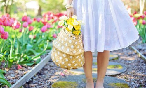 girl with flowers