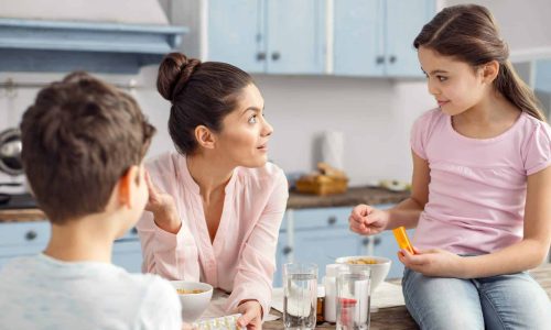 mom talking to kids